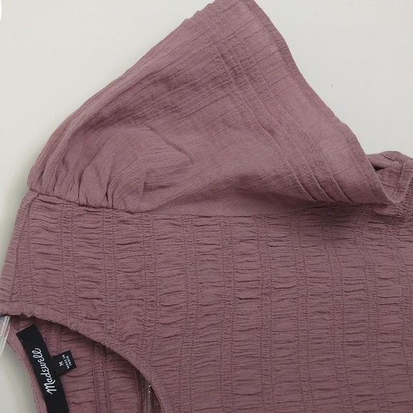 LIKE NEW Madewell Lucie Flutter-Sleeve Smocked Bodice Top in Fig - Picture 9 of 14